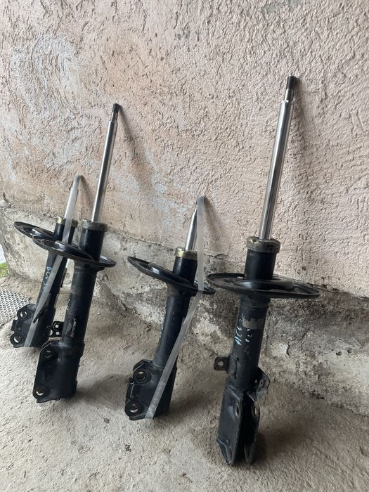 Амортизаторы камри 35