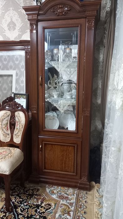 Kamot burchelari stol stul idishla salfetkalari padarka