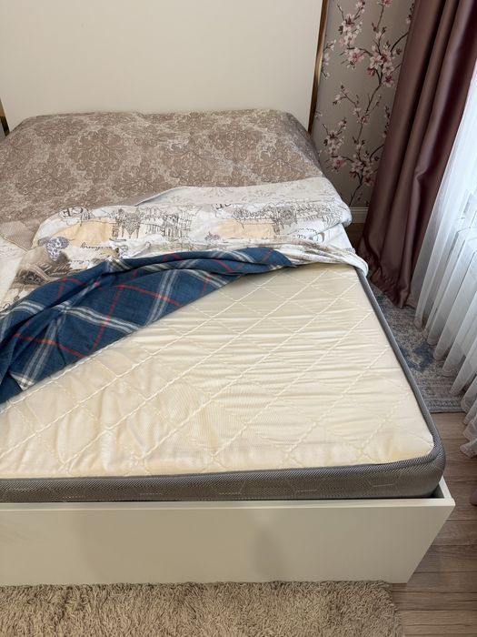 Продам шкаф и кровать вместе