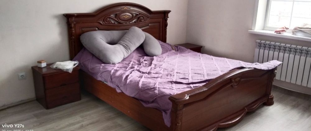 Спальный Гарнитур полный комплект из натурального дерева