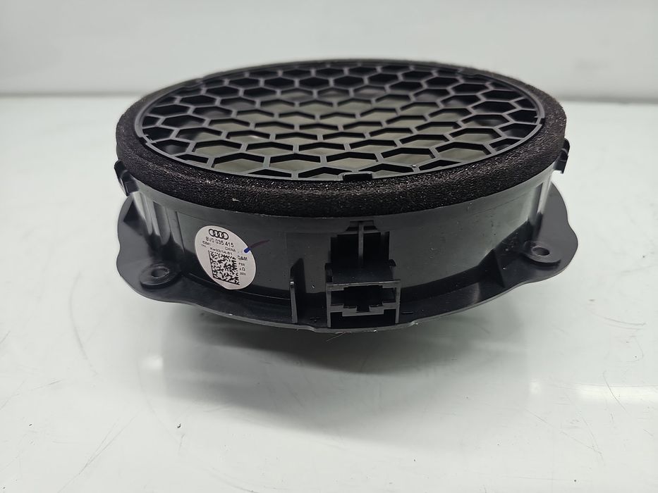 Boxa stanga fata AUDI A3 (8VS) [Fabr 2013-prezent] 8V0035415