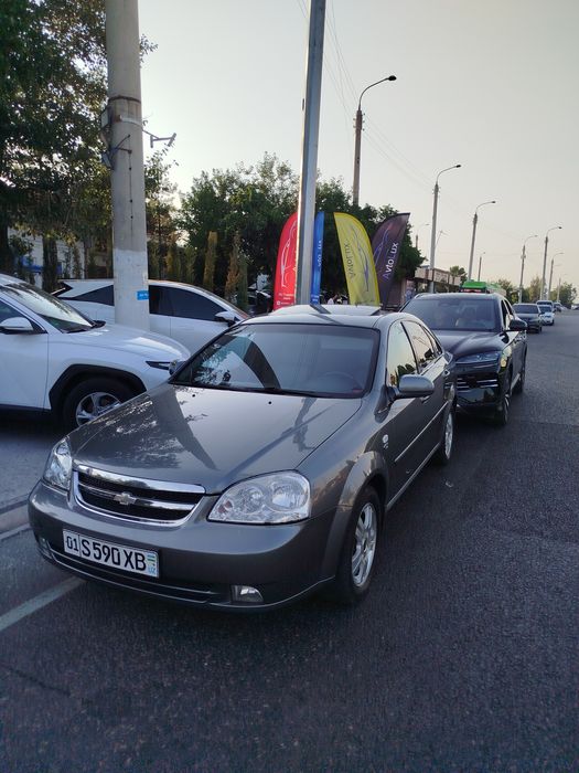 Lasetti A/T sotiladi