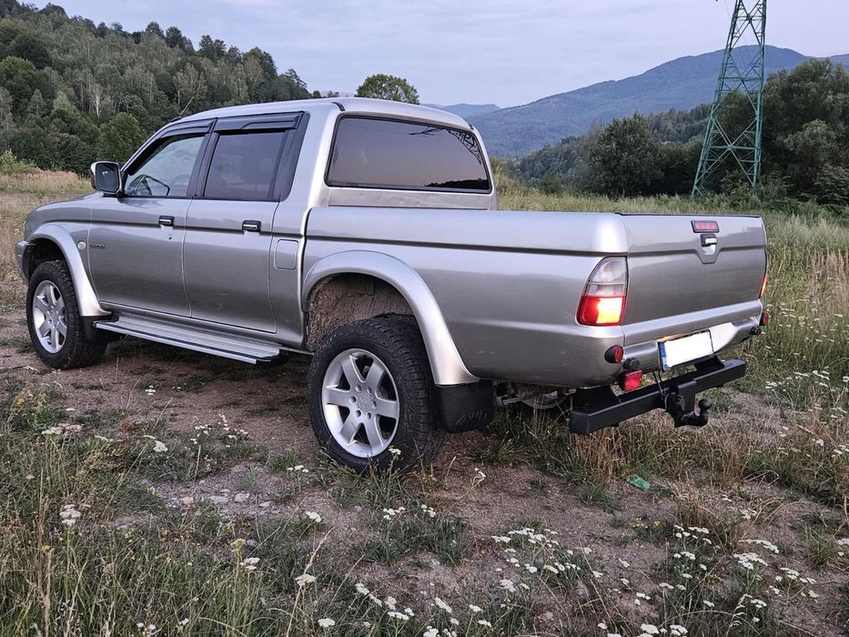 Vand Mitsubishi L200 cu anul de fabricatie 2005
