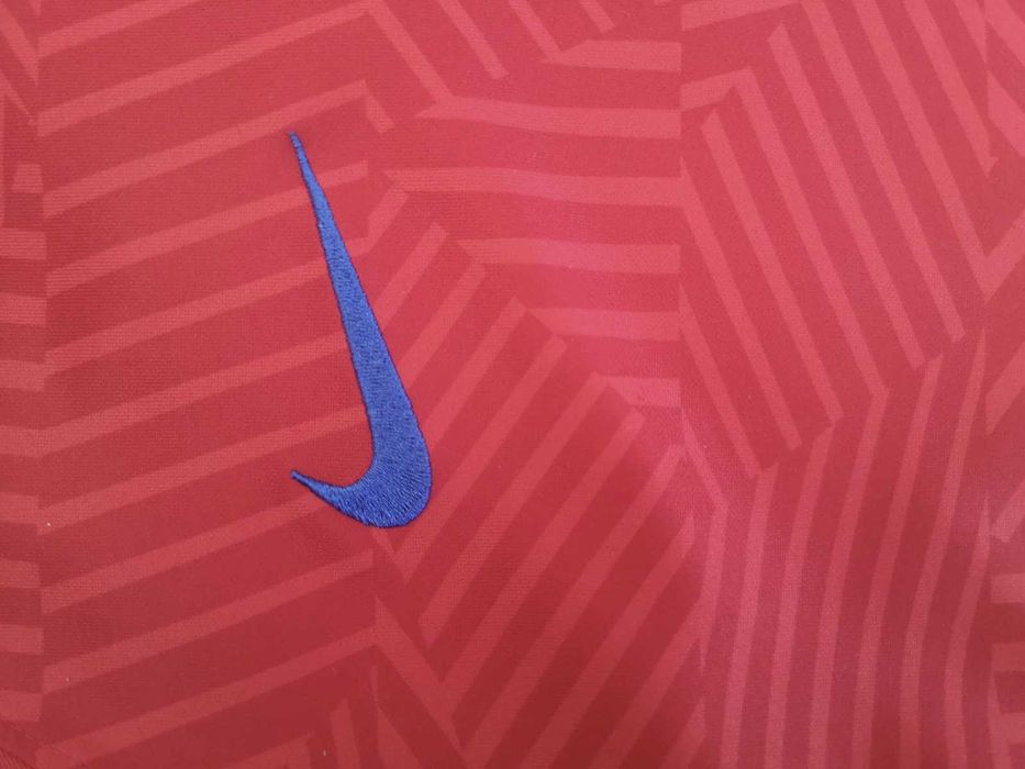Футболна тениска Nike Barcelona 16/17 Training Kit – размер 13–15 г.
