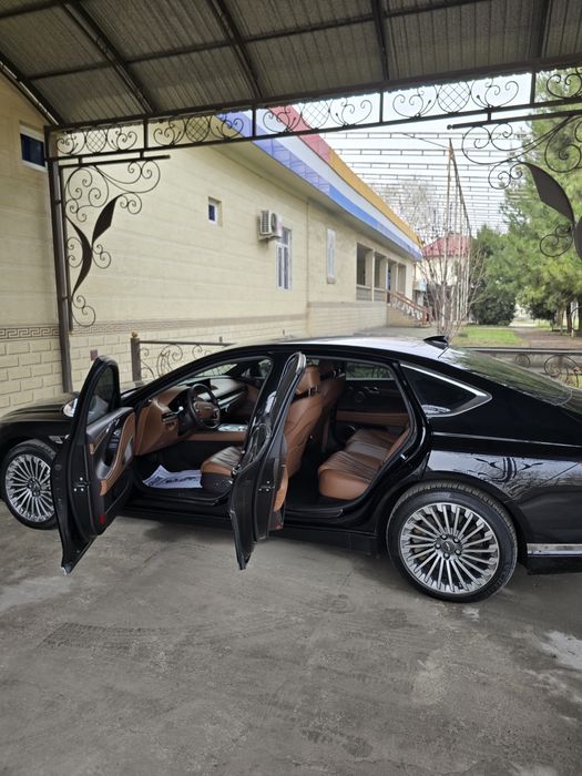 Genesis G80 electric