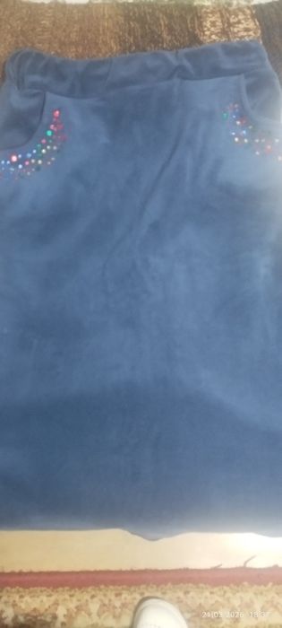 Отдам даром женские вещи