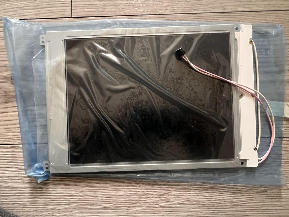 Sharp LM64P83L ,9.4 Inch LCD Display Screen Panel 640*480
