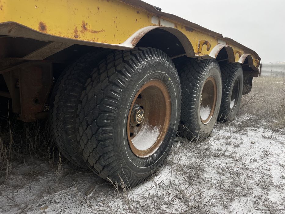 Тягач прицеп,тралл