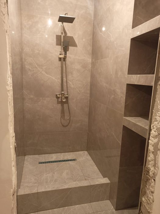 Кафельщик , сантехника.