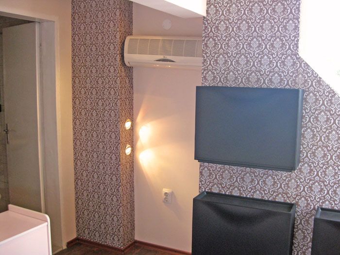 Дава се под наем Мезонет в Варна, Гръцка махала - 45 кв.м за 357 € - Снимка #2