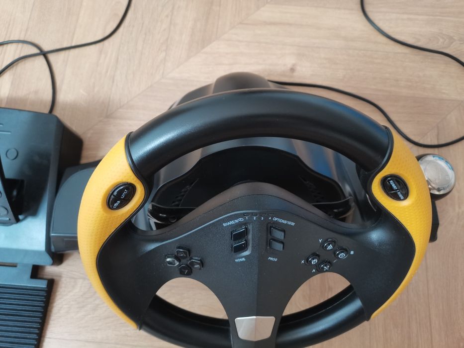 Volan gaming Myria MG7400