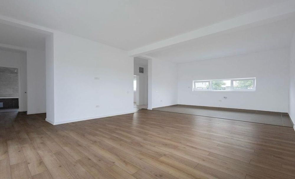 PROPRIETAR vând casa individuala Sacalaz