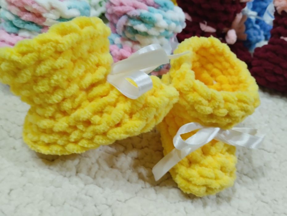 Сапожки (пинетки) вязанные