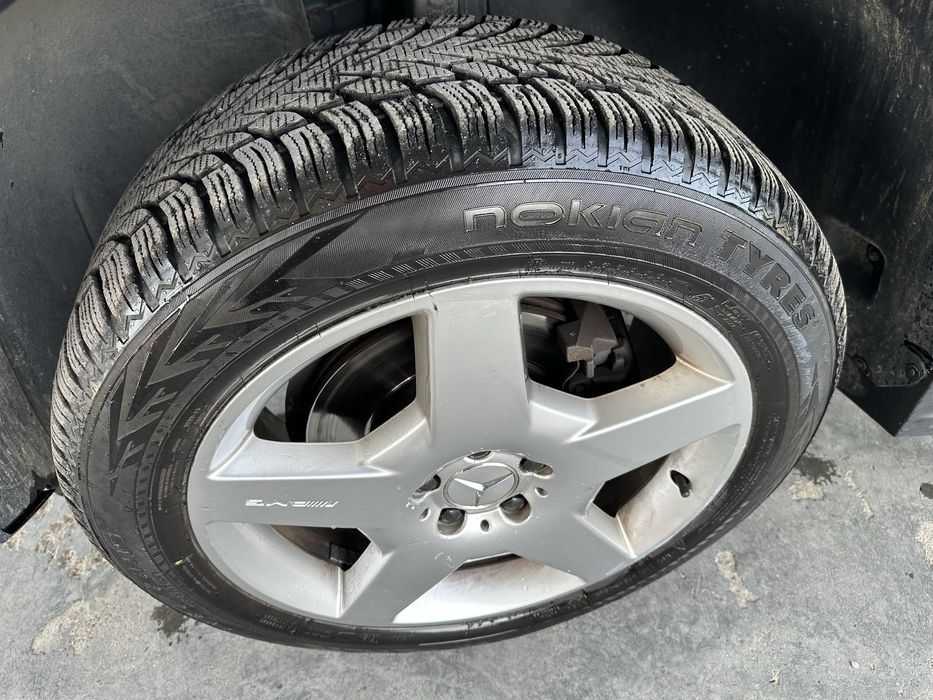 Mercedes-Benz ML320 4Matic