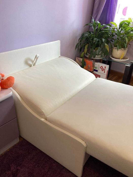 Продавам разтегателен фотьойл