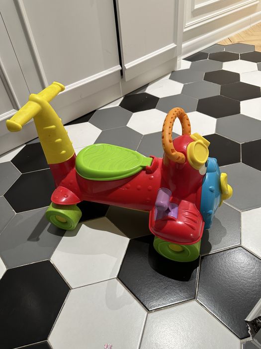 Каталка толокар Chicco