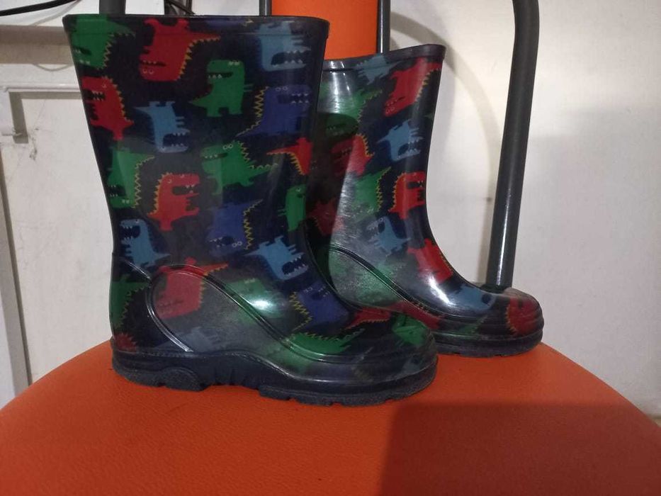 Резиновые сапоги