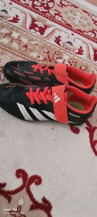 Адидас предатор оригинал б/у