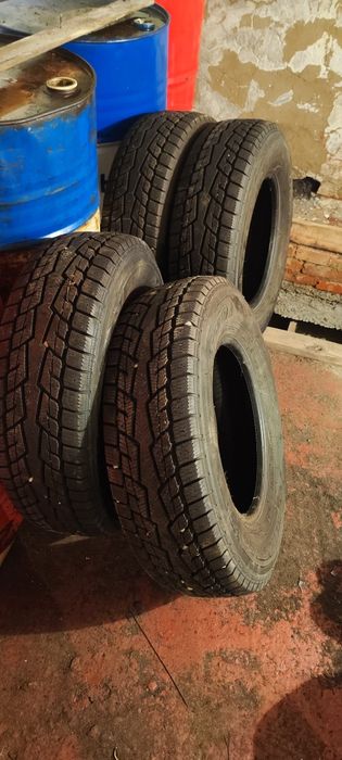 Продам шины 225*75R16 на УАЗ