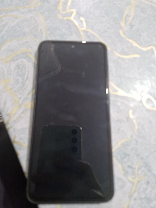 Samsung A36 состояние отличное память 128гб каропка есть