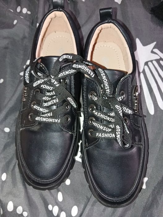 Лоферы женские  36 размер