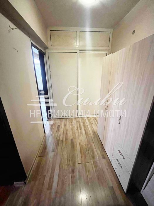 Продава се Двустаен апартамент в Шумен, Център - 64 кв.м за 1474 €/кв.м - Снимка #7