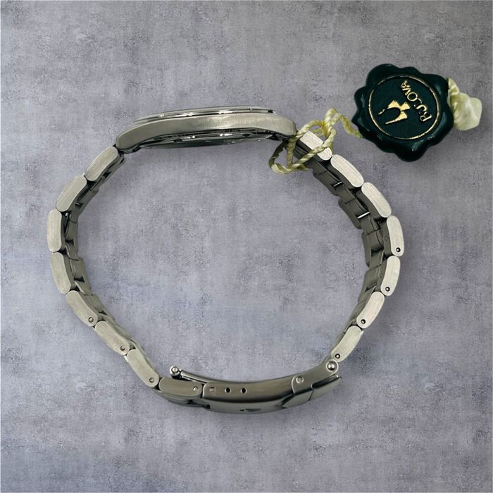 Bulova WR 100 мъжки часовник нов с лепенките