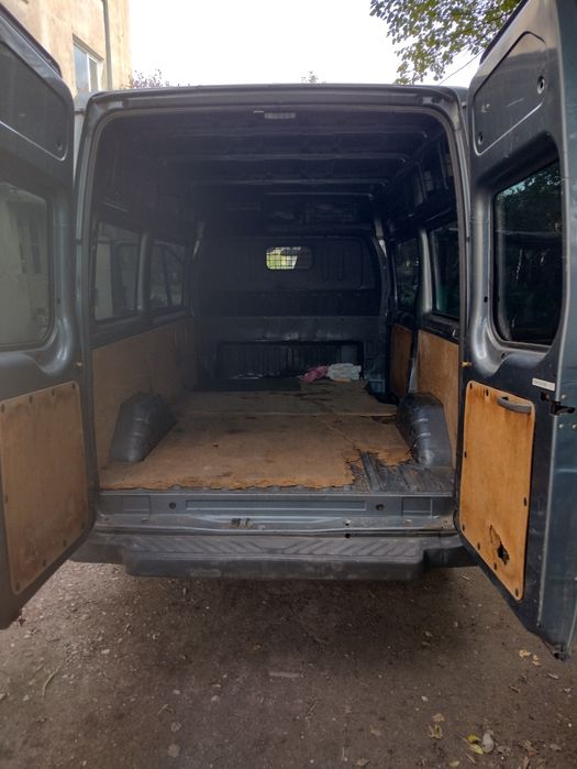 Транспортни услуги ( 1.00 лв./км )