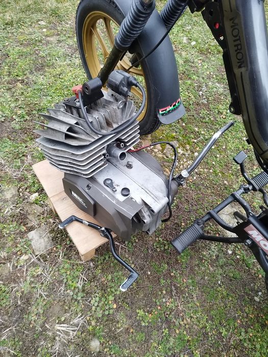 Motor moped minarelli de 49cc, 4 viteze ,perfect functional.