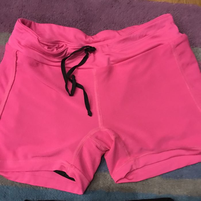 Спортни - Nike, Adidas - S размер и за 11-12 г - 15 лв.