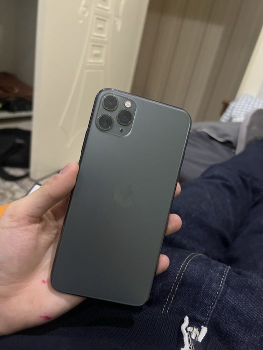 Продам айфон 11 про макс