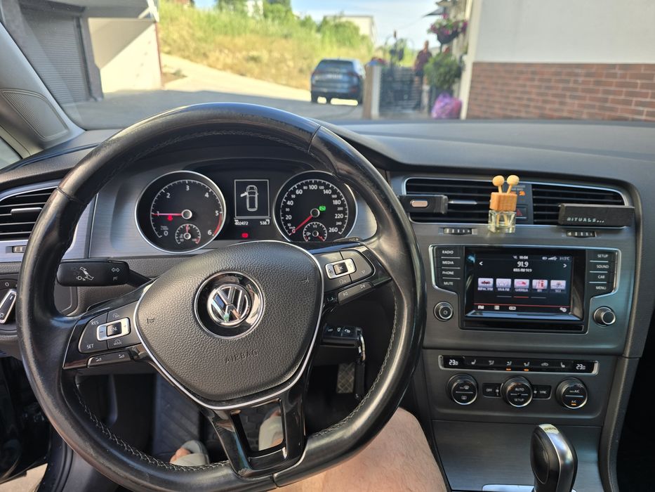 Golf 7 Avant 2.0D 150cp DSG 2014 istoric reprezentanta VW total