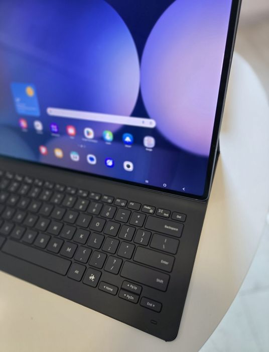 Samsung Galaxy tab S10 Ultra, 12gb ram, 256gb storage, 14.6", НОВ