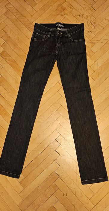 Дънки и панталони