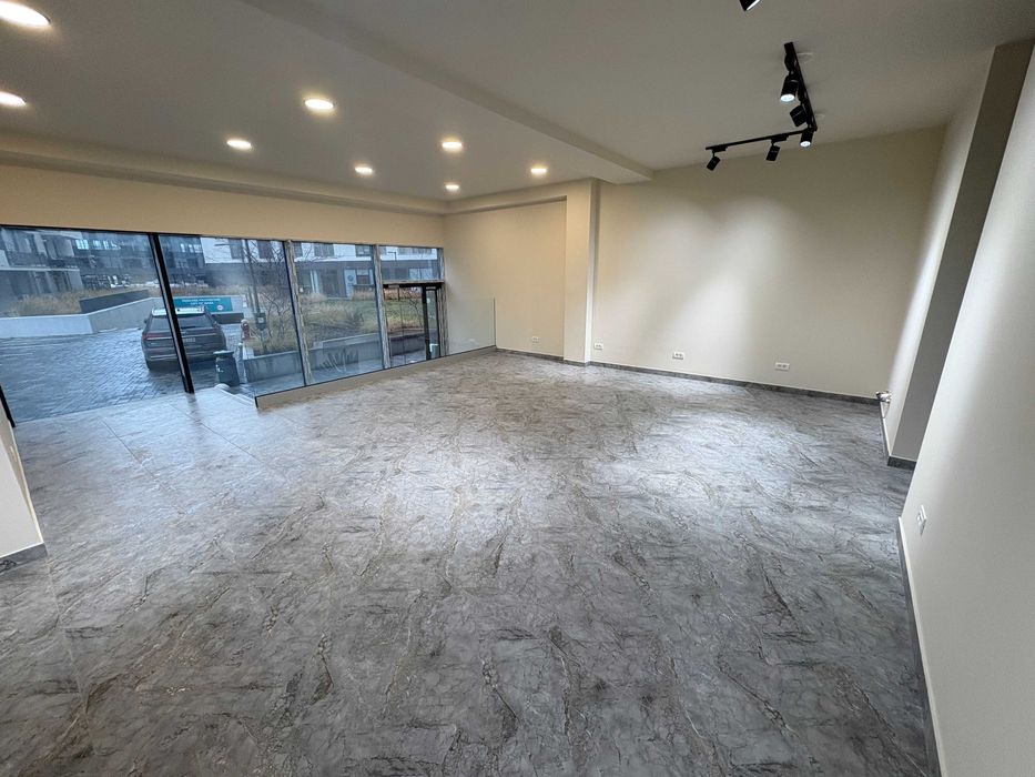 Spatiu comercial de inchiriat 54 mp utili | City of Mara, corp M8, Comision 0%