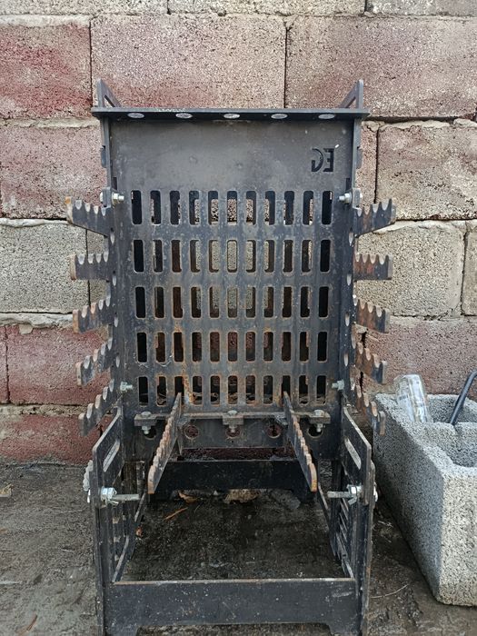 Вертикальный мангал