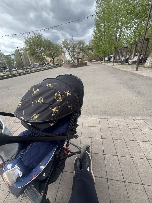 Срочна продам машинку детскую