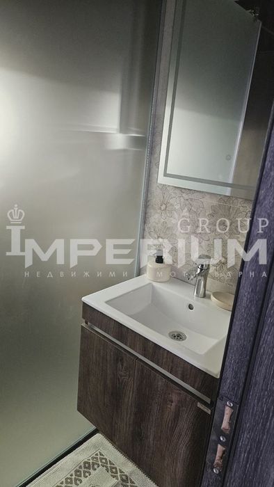Тристаен апартамент под наем в района на Колхозен пазар, гр.Варна