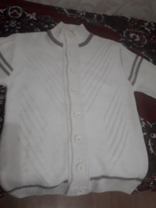 Продаю свитера мужские