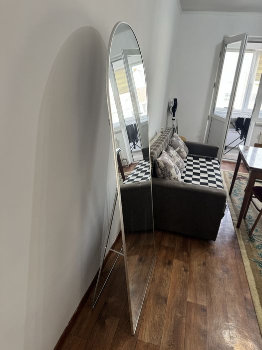 Зеракло напальное большое