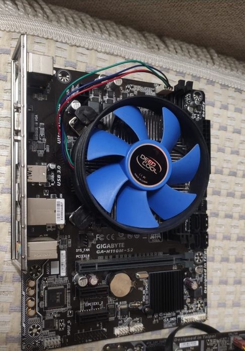 Продам или обмен i3 7100+h110+kyler