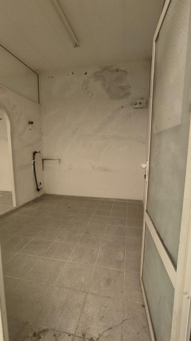 Продава се Магазин в Бургас, Център - 12 кв.м за 809 €/кв.м - Снимка #1