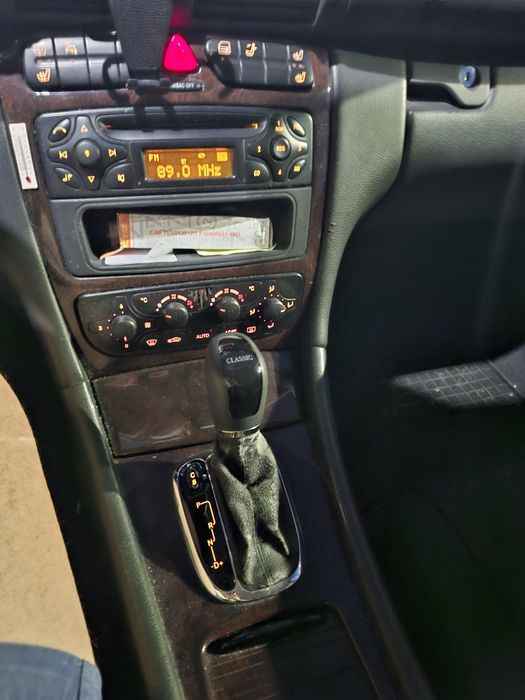 Vând  Mercedes Kompresor c200