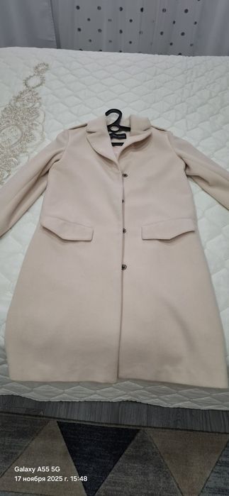 Продам женское пальто