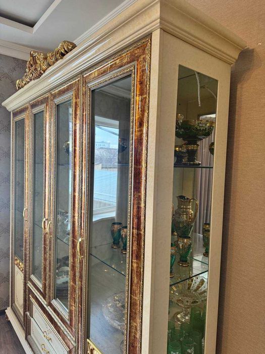 Хитой киммат мебелини сотаман, б/у, хотали янгидак.