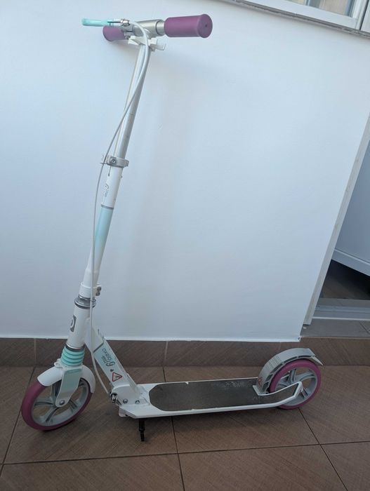 Trotineta pentru fete