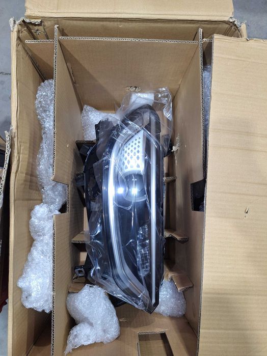 Фарове за VW ID3 IQ lights чисто нови оригинални