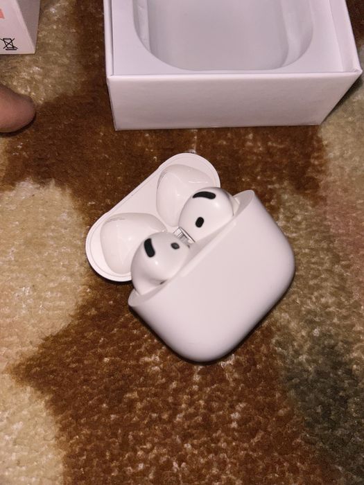 Airpods4 foarte bune