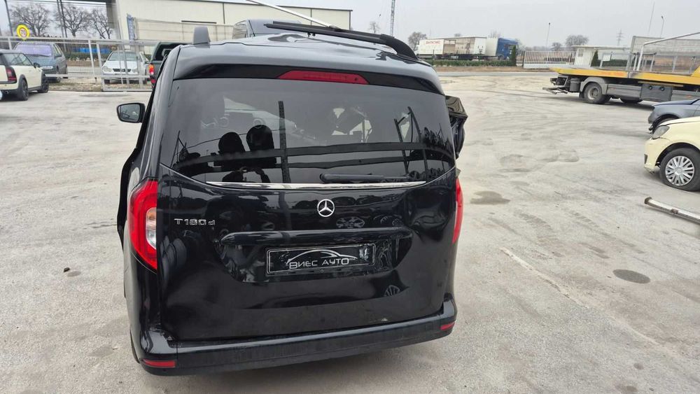 Mercedes-Benz  T-класа-180D Citan