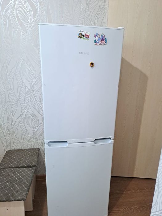 Продам холодильник